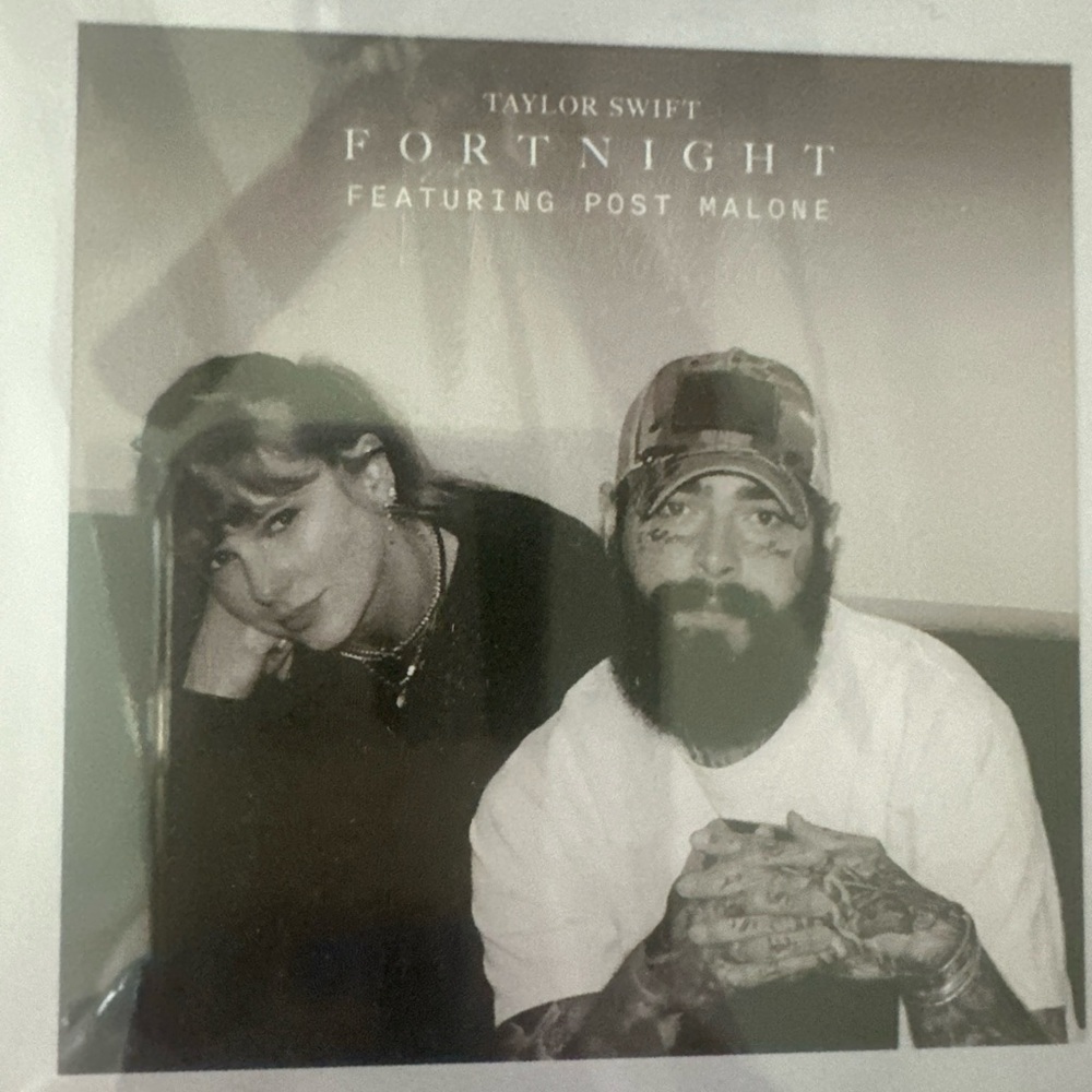 Taylor Swift featuring Post Malone Fortnite single CD sealed - Picture 1 of 7
